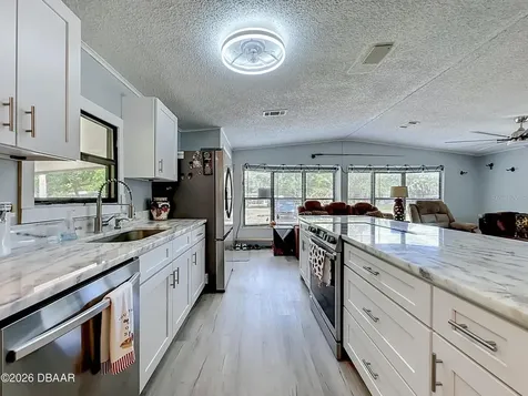 235 Clearwater Road Satsuma FL 32189