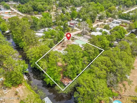 235 Clearwater Road Satsuma FL 32189