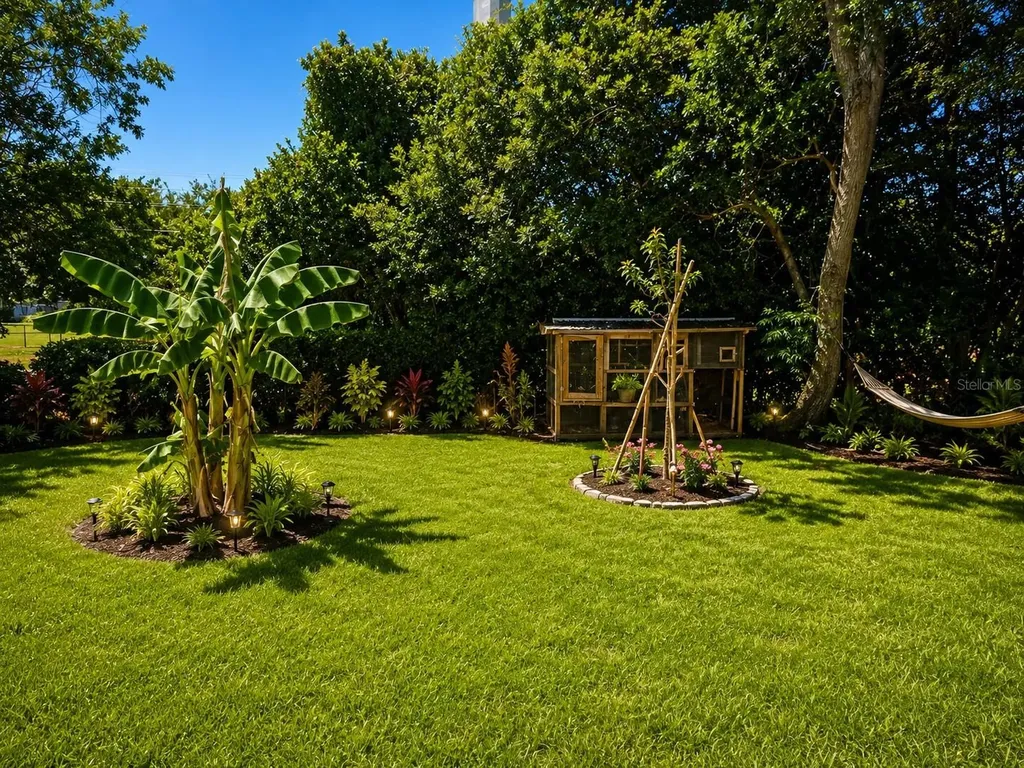 14 Japonica Drive Orlando FL 32807