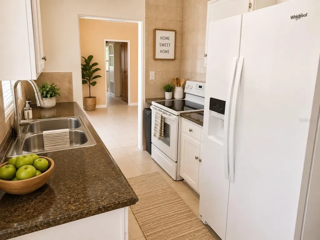 14 Japonica Drive Orlando FL 32807