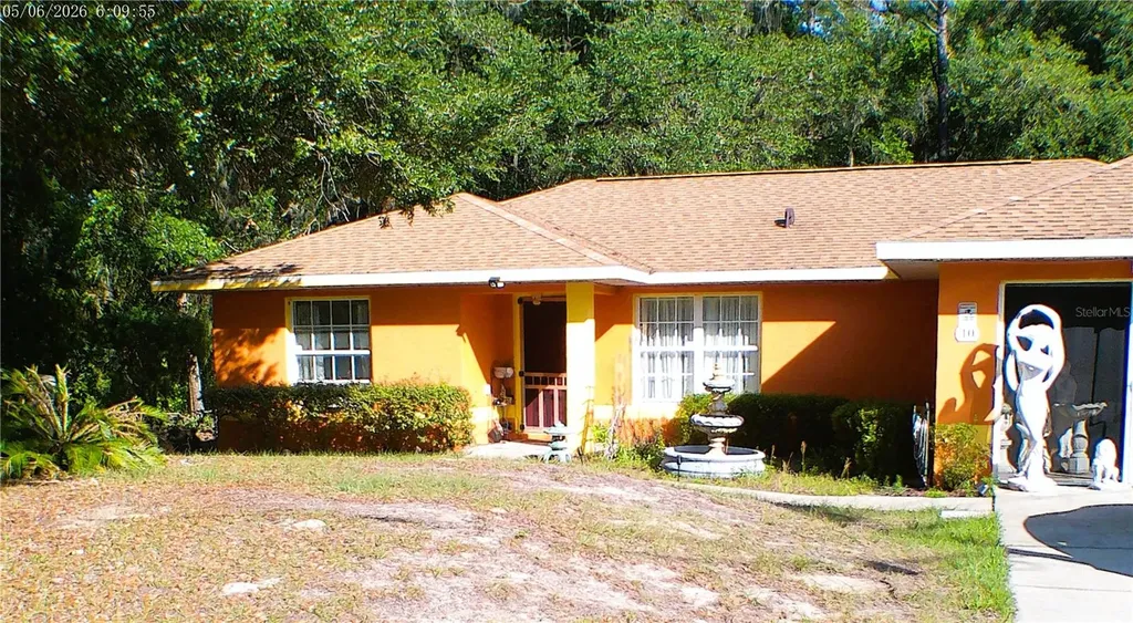 10 Sequoia Drive Trace Ocklawaha FL 32179