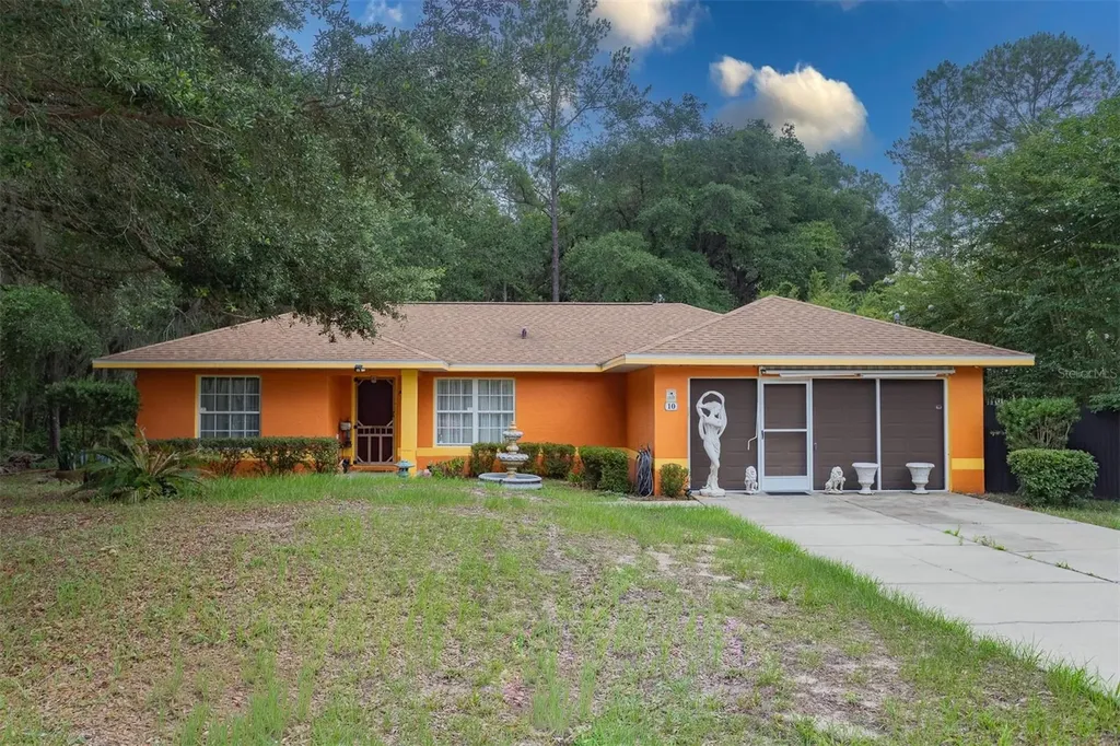 10 Sequoia Drive Trace Ocklawaha FL 32179