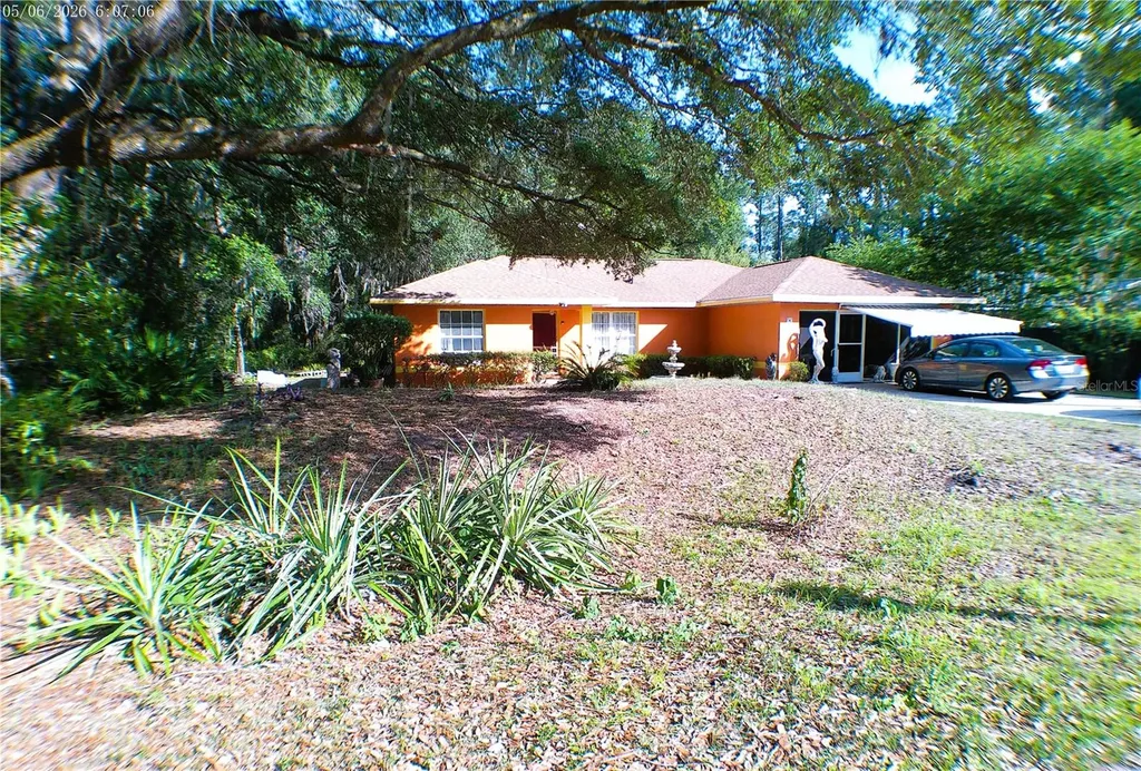 10 Sequoia Drive Trace Ocklawaha FL 32179