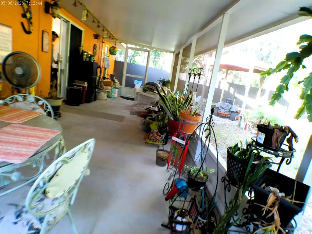 10 Sequoia Drive Trace Ocklawaha FL 32179