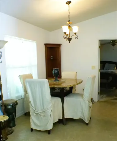 10 Sequoia Drive Trace Ocklawaha FL 32179