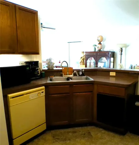 10 Sequoia Drive Trace Ocklawaha FL 32179