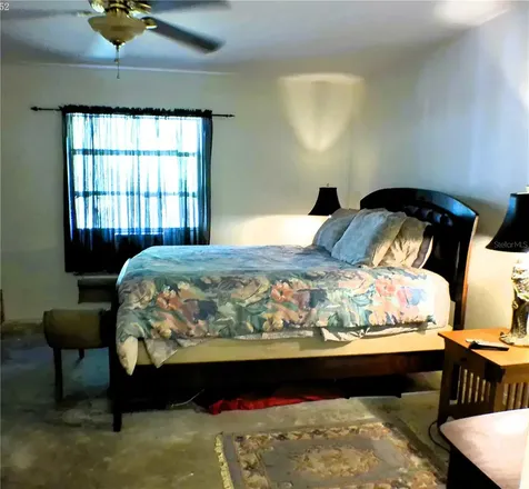 10 Sequoia Drive Trace Ocklawaha FL 32179