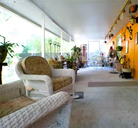 10 Sequoia Drive Trace Ocklawaha FL 32179