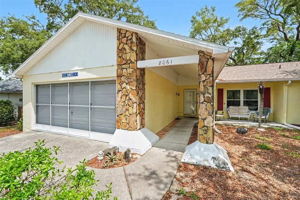 8061 Philatelic Drive Spring Hill FL 34606