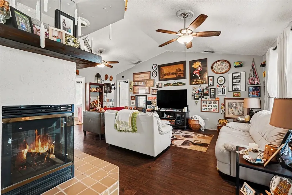 8061 Philatelic Drive Spring Hill FL 34606