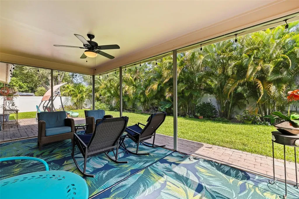 201 58th Avenue S St Petersburg FL 33705