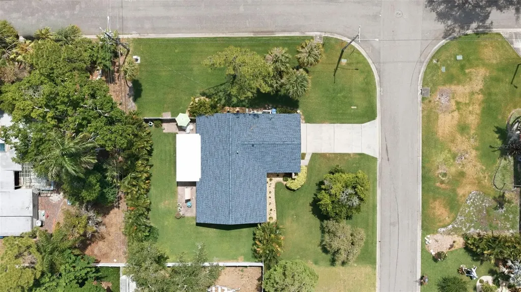 201 58th Avenue S St Petersburg FL 33705