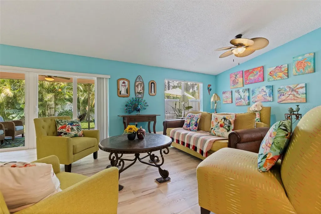 201 58th Avenue S St Petersburg FL 33705