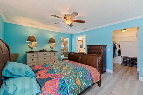 201 58th Avenue S St Petersburg FL 33705