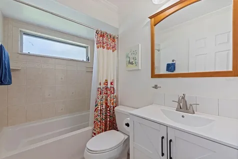 201 58th Avenue S St Petersburg FL 33705