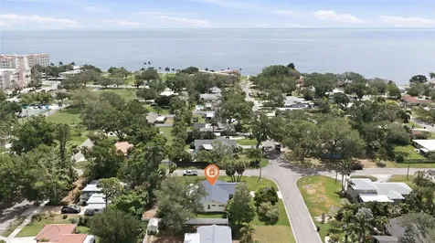 201 58th Avenue S St Petersburg FL 33705