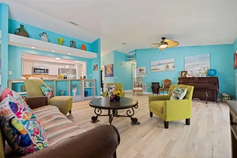 201 58th Avenue S St Petersburg FL 33705