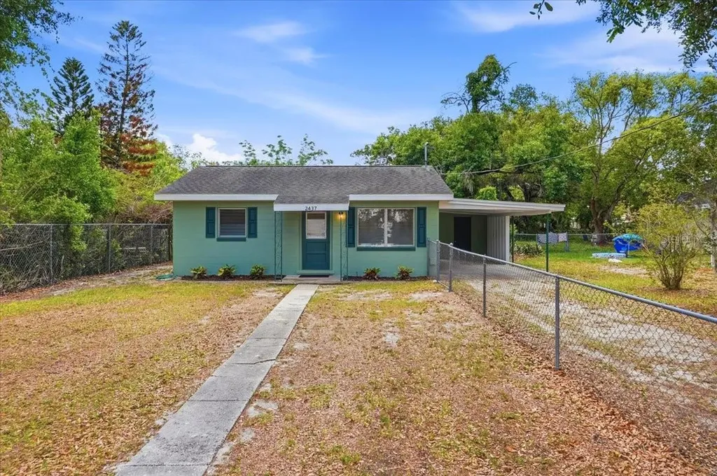 2437 Jungle Street Lakeland FL 33801
