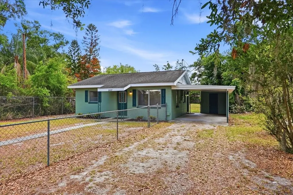 2437 Jungle Street Lakeland FL 33801