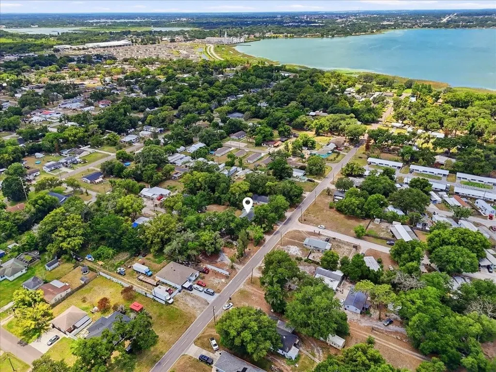 2437 Jungle Street Lakeland FL 33801