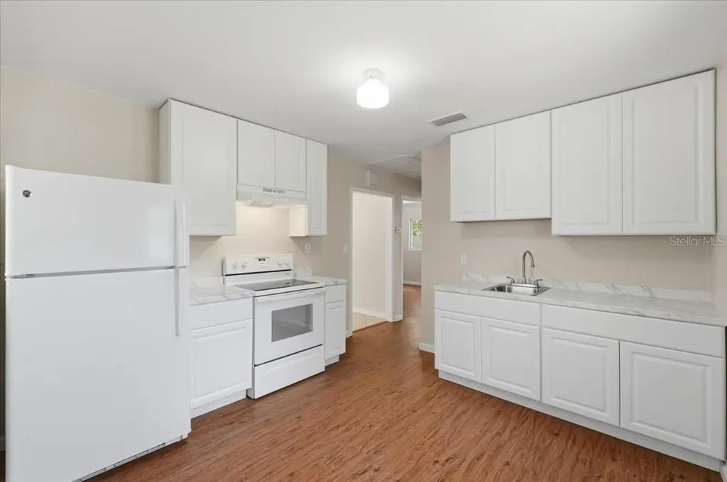 2437 Jungle Street Lakeland FL 33801