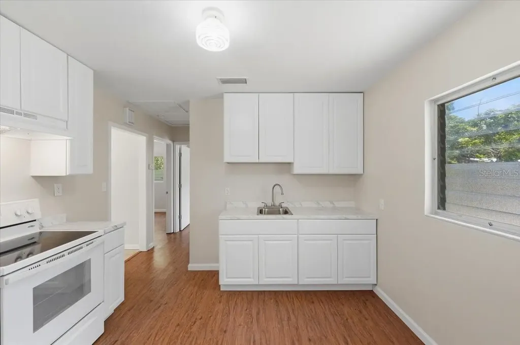 2437 Jungle Street Lakeland FL 33801
