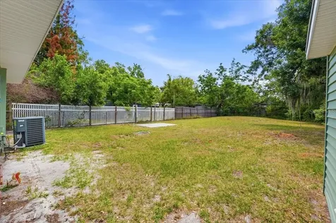 2437 Jungle Street Lakeland FL 33801
