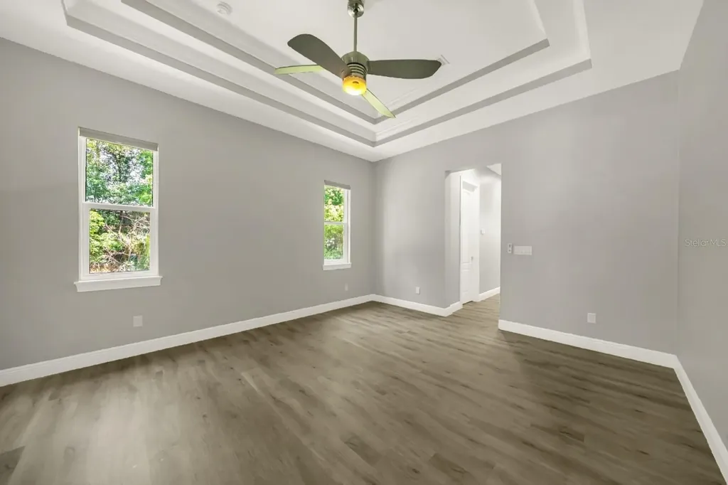 4040 Grand Avenue Deland FL 32720