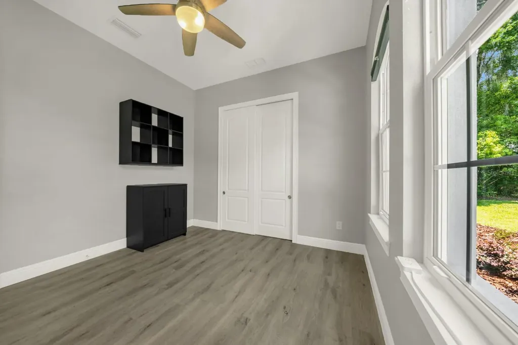 4040 Grand Avenue Deland FL 32720