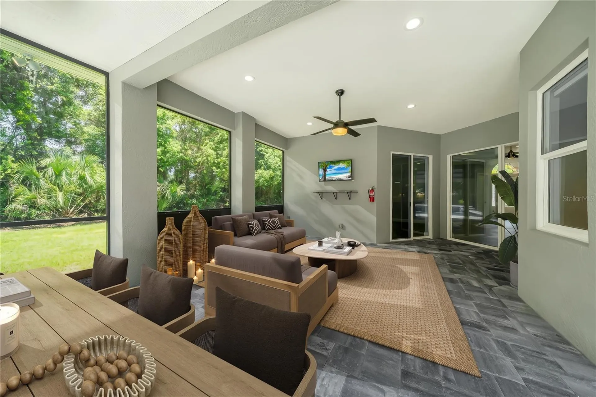 4040 Grand Avenue Deland FL 32720