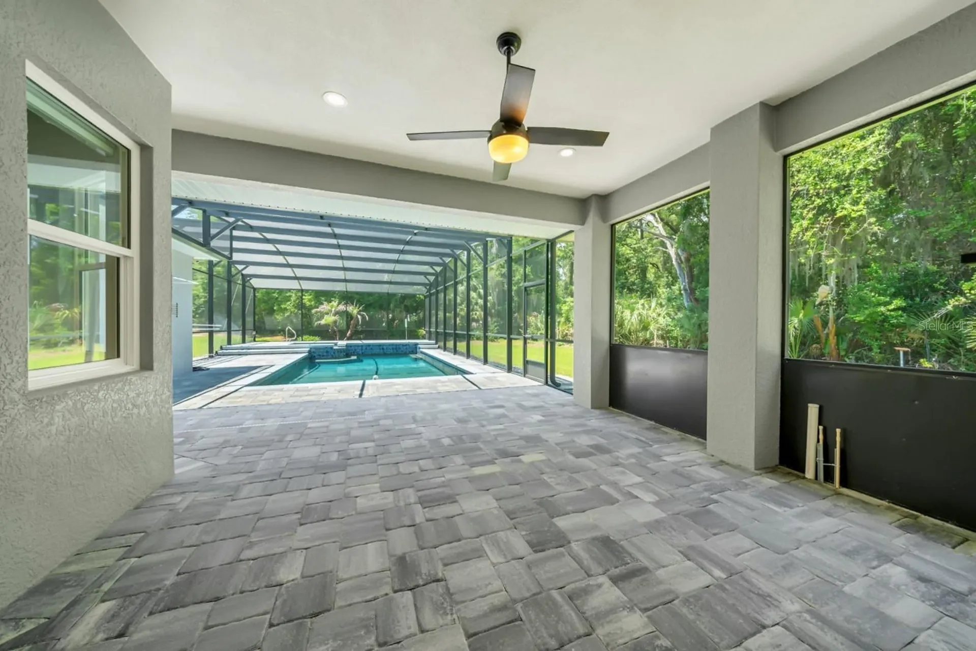 4040 Grand Avenue Deland FL 32720