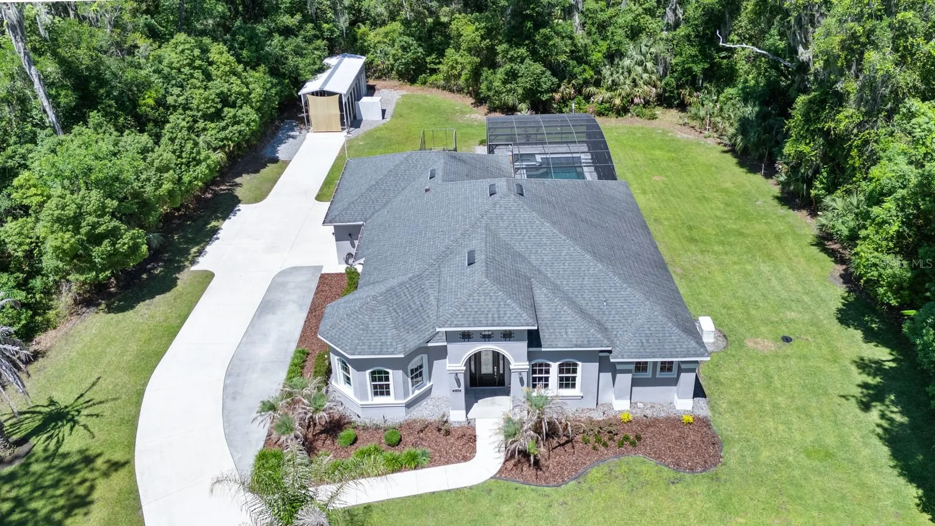 4040 Grand Avenue Deland FL 32720