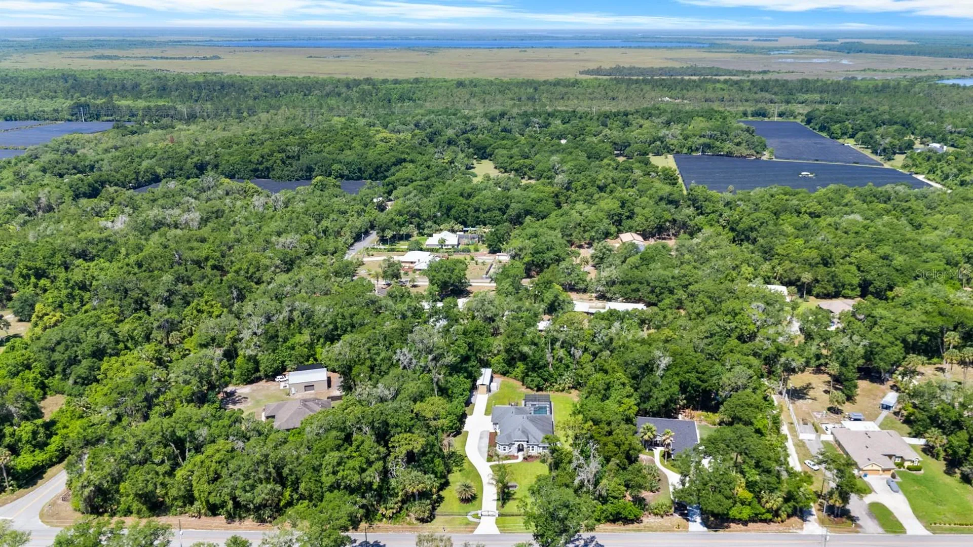 4040 Grand Avenue Deland FL 32720