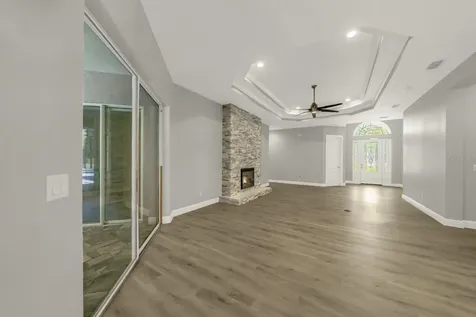 4040 Grand Avenue Deland FL 32720