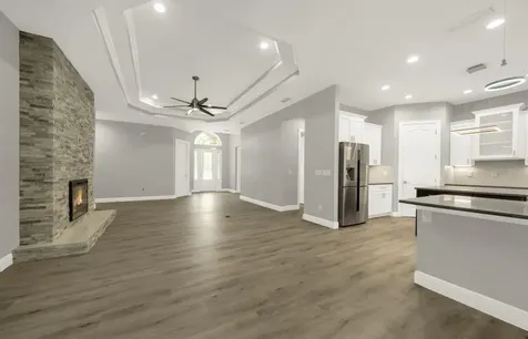 4040 Grand Avenue Deland FL 32720