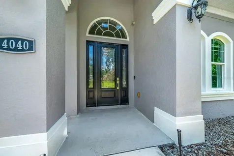 4040 Grand Avenue Deland FL 32720