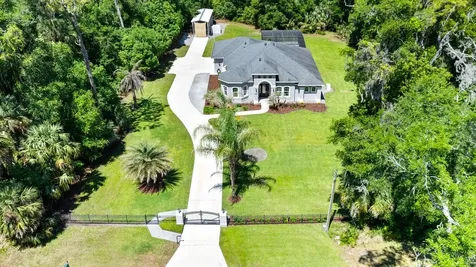 4040 Grand Avenue Deland FL 32720