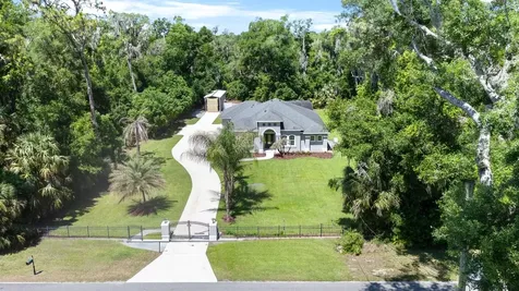 4040 Grand Avenue Deland FL 32720