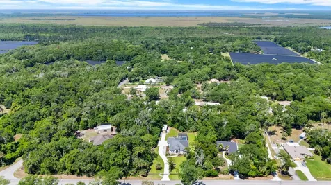 4040 Grand Avenue Deland FL 32720