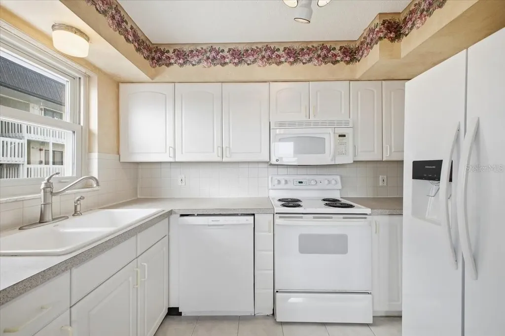 611 Gulf Drive N Bradenton Beach FL 34217