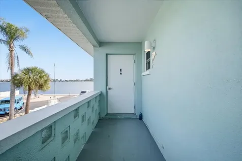 611 Gulf Drive N Bradenton Beach FL 34217