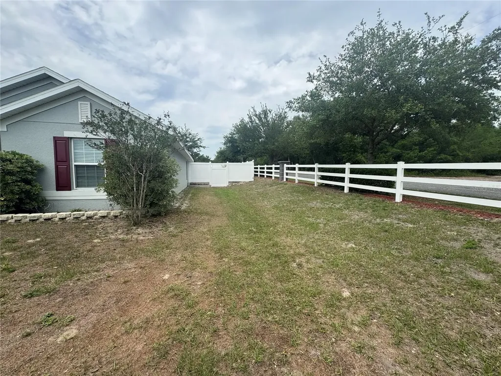 906 Chestnut Drive Fruitland Park FL 34731