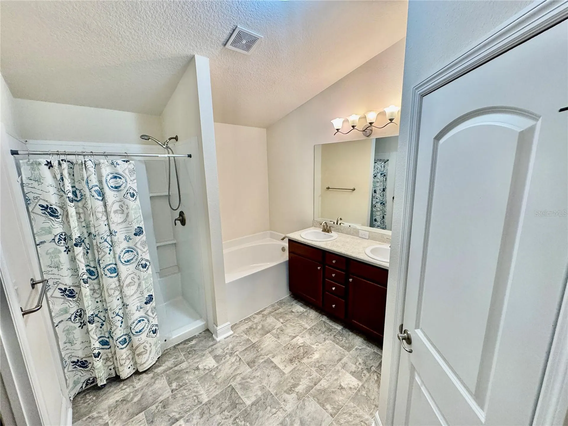 906 Chestnut Drive Fruitland Park FL 34731