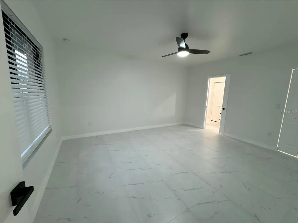 1775 Glenway Court Fort Myers FL 33916