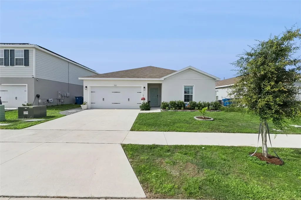 1313 Tank Trail Haines City FL 33844