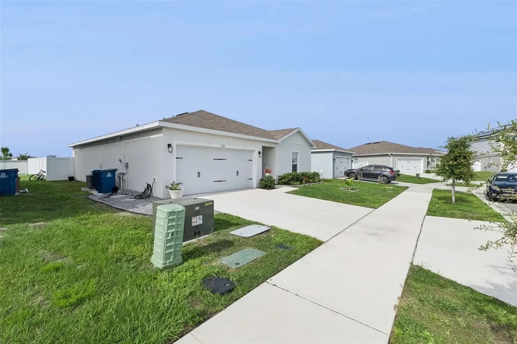 1313 Tank Trail Haines City FL 33844