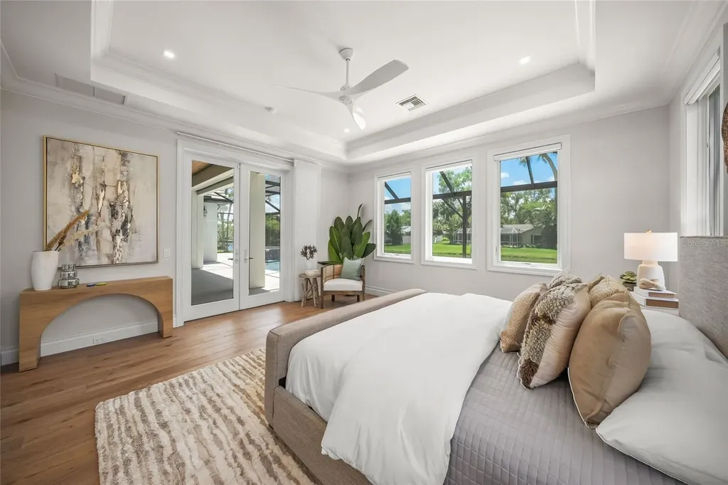 1575 Eastbrook Drive Sarasota FL 34231