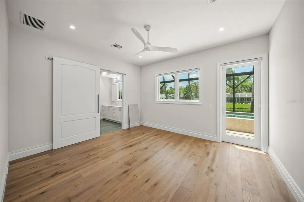 1575 Eastbrook Drive Sarasota FL 34231