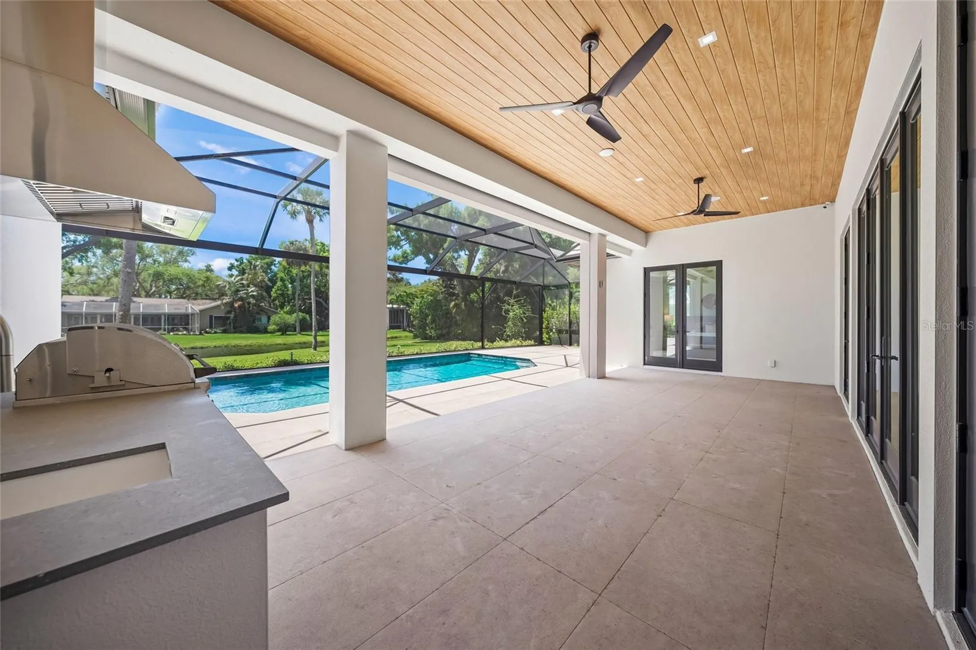 1575 Eastbrook Drive Sarasota FL 34231