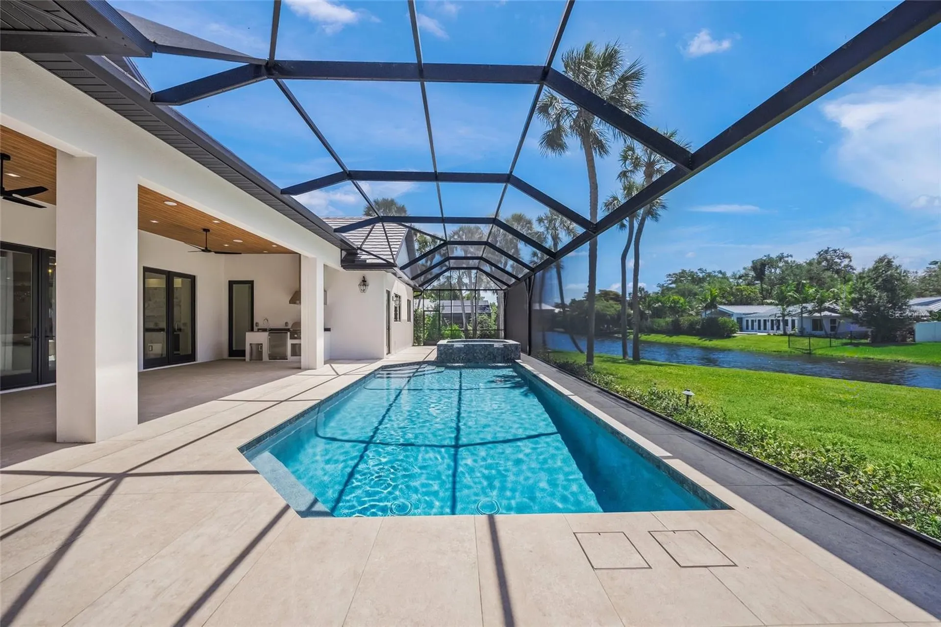 1575 Eastbrook Drive Sarasota FL 34231